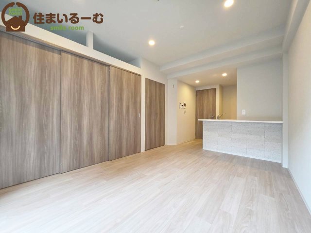 ミラージュパレス新梅田Cieroの居間写真