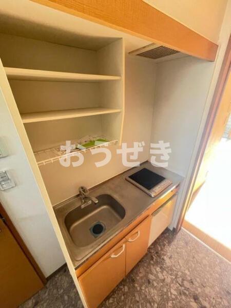 ブルーライン 片倉町駅 徒歩7分 2階建 築18年のキッチン写真