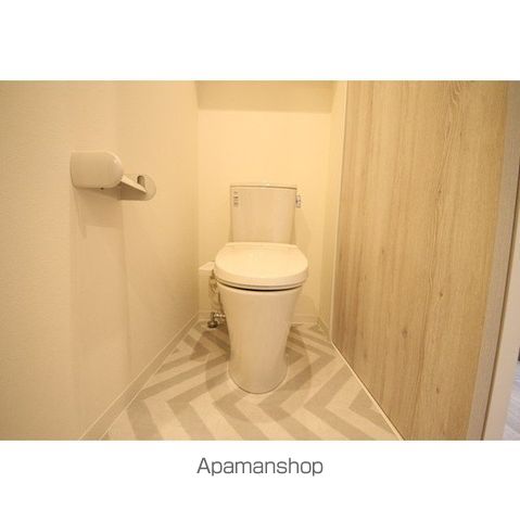 CRESCENT COURTのトイレ写真