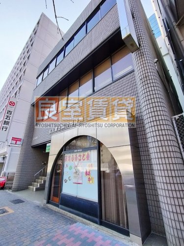 郵便局　名古屋上前津郵便局（郵便局）まで583m