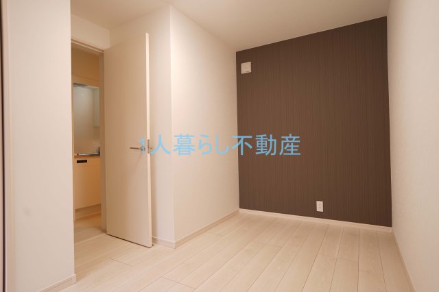 居室・リビング　使いやすい居間です　インターネット使用料無料