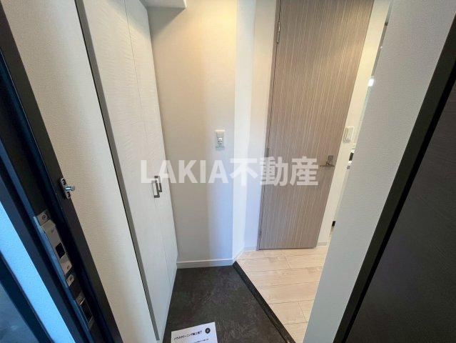 プレサンス上町台リベルテの玄関写真