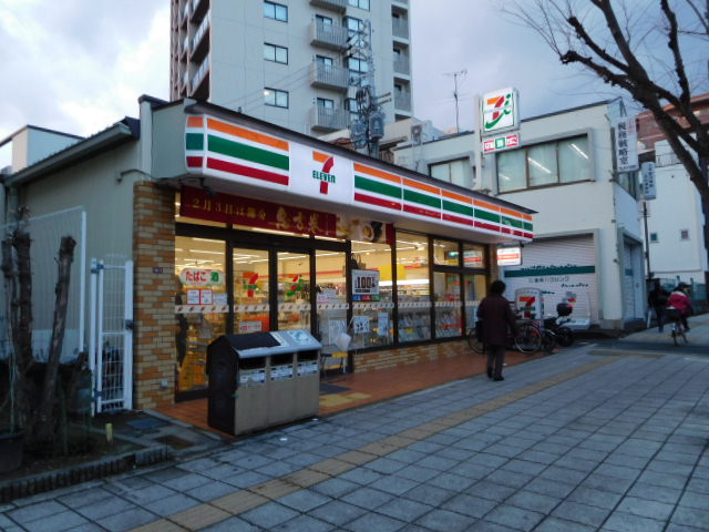 コンビニ　セブンイレブン 高槻上田辺町店（コンビニ）まで602m