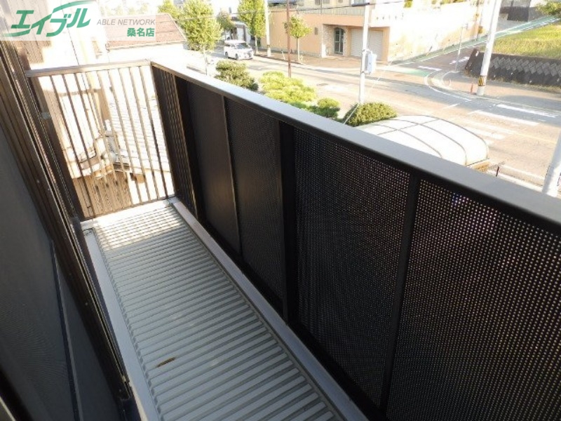 バルコニー　同物件別部屋写真