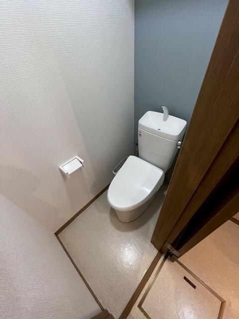 アゼリアガーデンA棟のトイレ写真