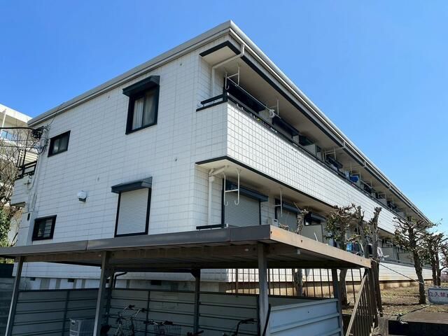アゼリアガーデンA棟