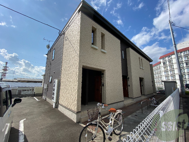 建物外観　仙台市泉区天神沢１丁目「コンフォールつかさＢ」