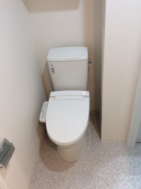 リヴシティ世田谷上馬のトイレ写真