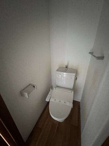 レザムルーズ西宮のトイレ写真