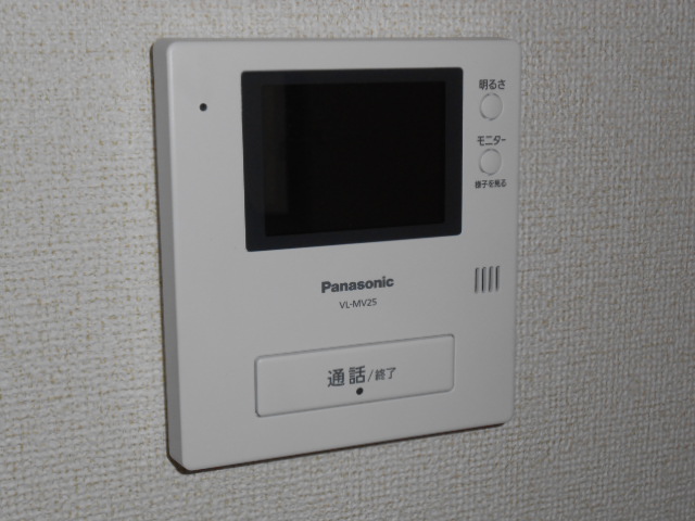 セキュリティ　カラーＴＶモニター付インターホン完備