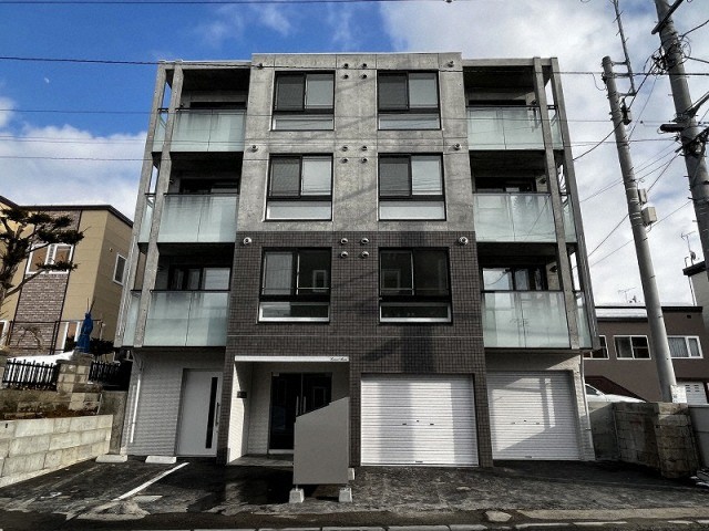 建物外観　☆南郷18丁目店徒歩8分☆