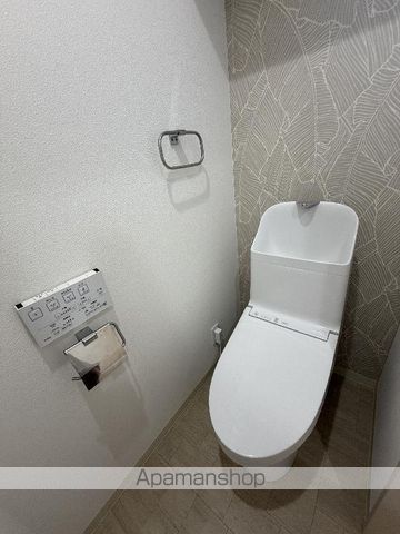 阪急神戸線 園田駅 徒歩11分 3階建 築7年のトイレ写真