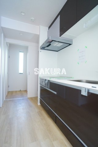 キッチン　広々使える快適な調理スペースです♪