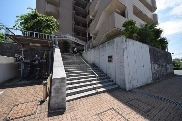 エントランス　★おすすめ物件です★