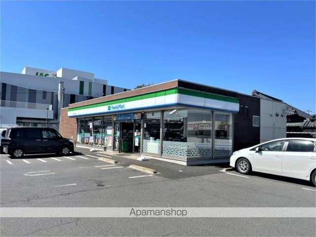 コンビニ　ファミリーマート　土浦中村南四丁目店（コンビニ）まで596m