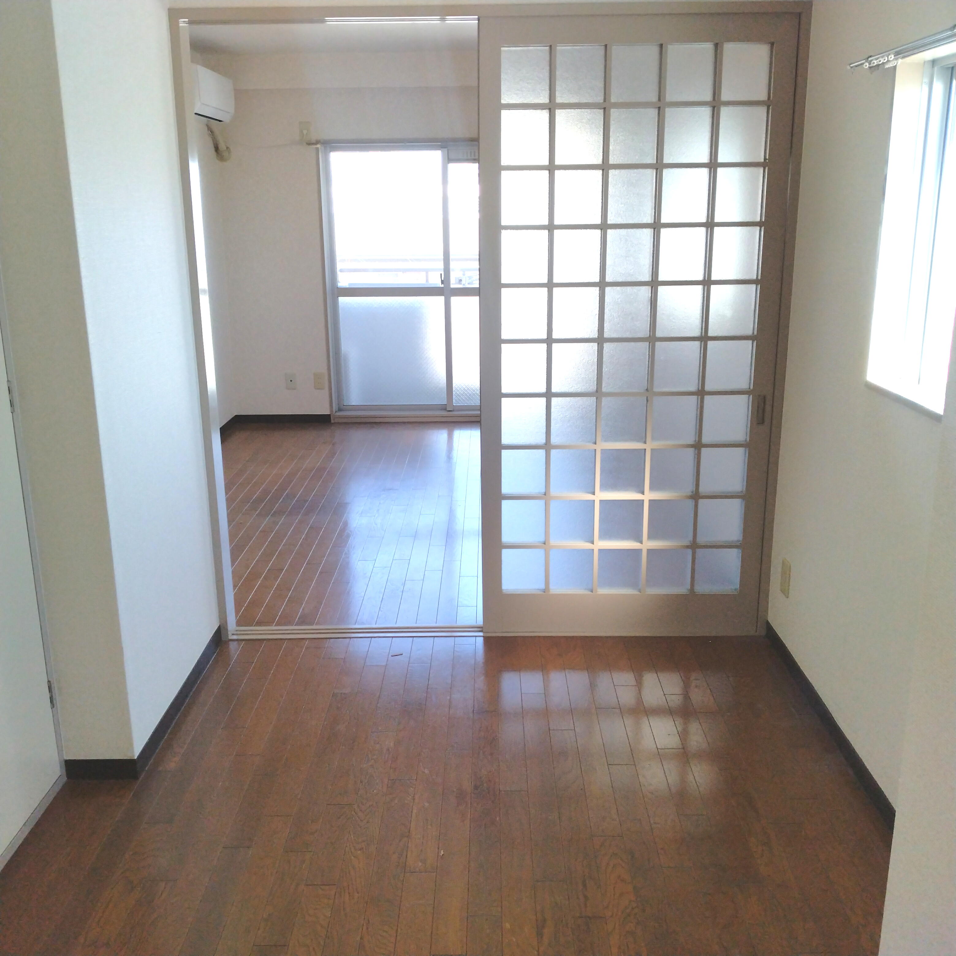 Belle立川の居間写真