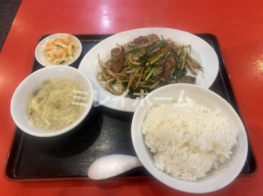 飲食店　大連（飲食店）まで235m
