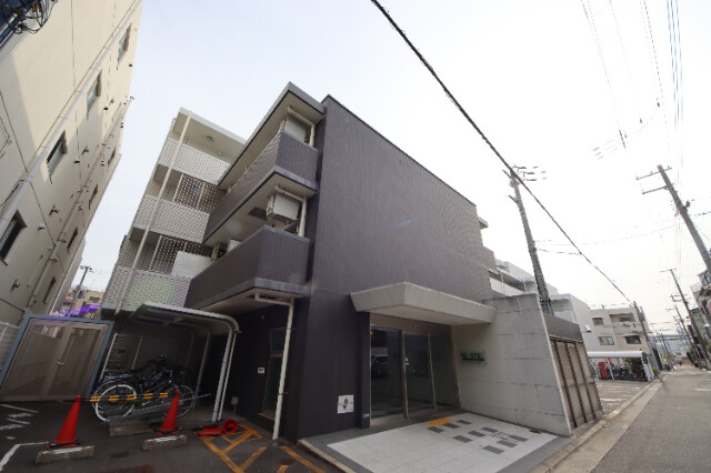 阪急神戸線 塚口駅 徒歩5分 築20年