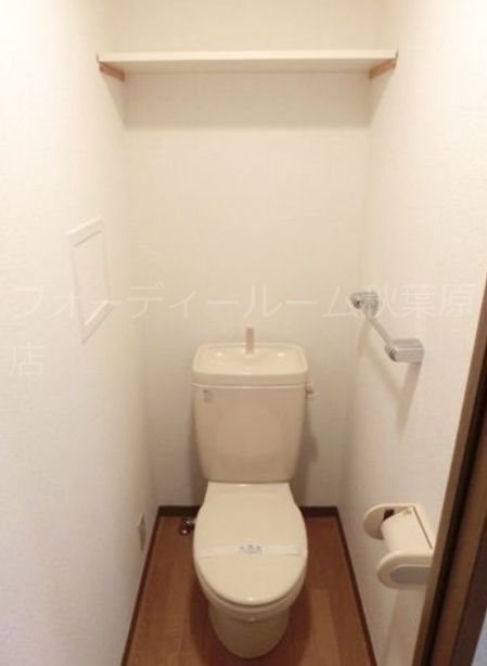 トイレ　別号室参考写真