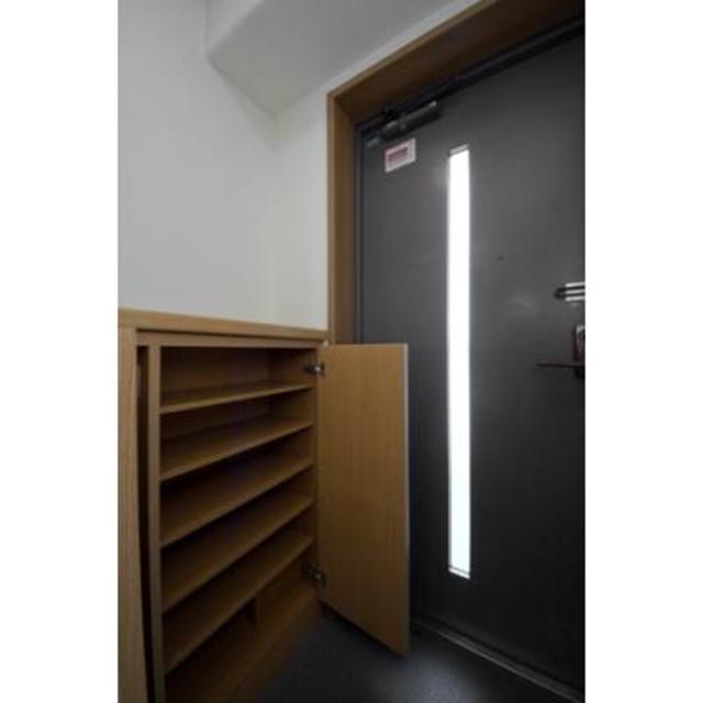 玄関　※写真は同タイプ住戸です。