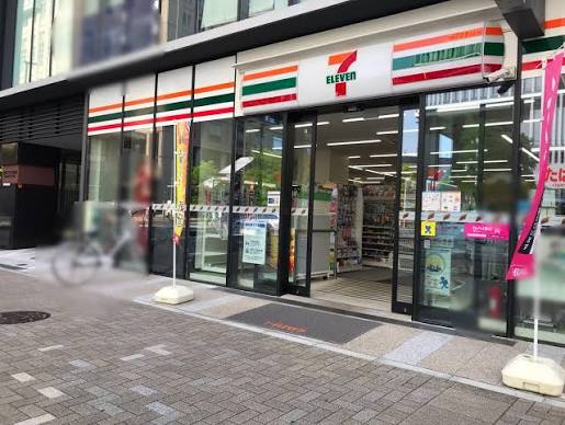 コンビニ　セブンイレブン川崎駅西口店（コンビニ）まで171m