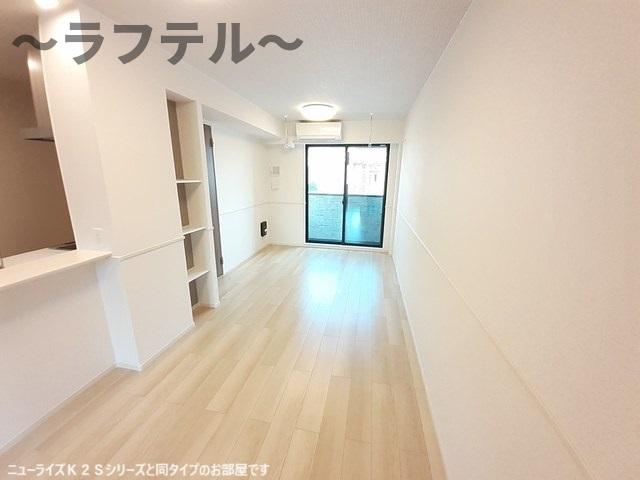 居室・リビング　同メーカー施工　別部屋イメージ写真