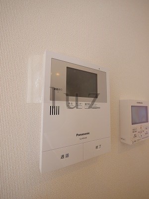 セキュリティ　モニター付きインターホン完備で女性も安心のセキュリティ！