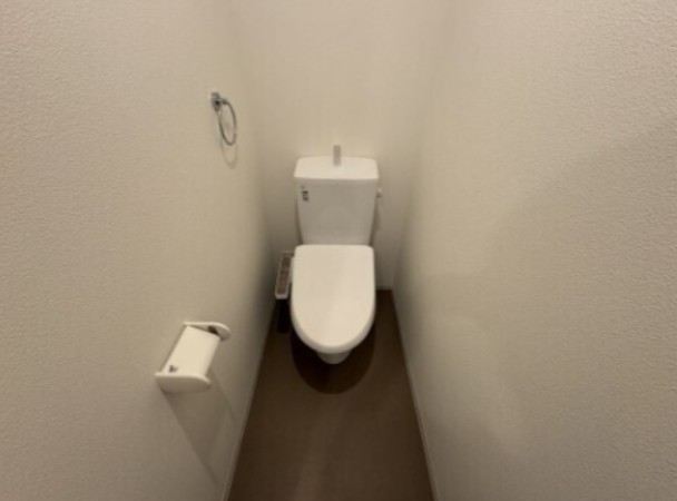 トイレ　※同仕様施工