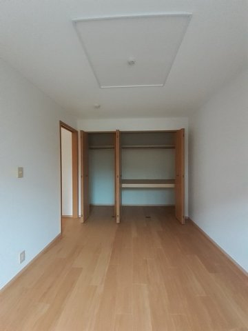 収納　たっぷりとした収納スペースです