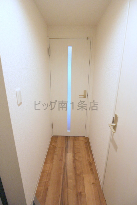 玄関　ゆとりのある玄関スペースです！
