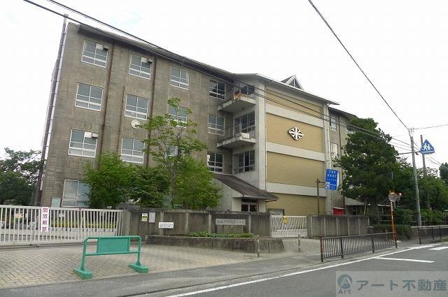 小学校　久米小学校（小学校）まで1620m