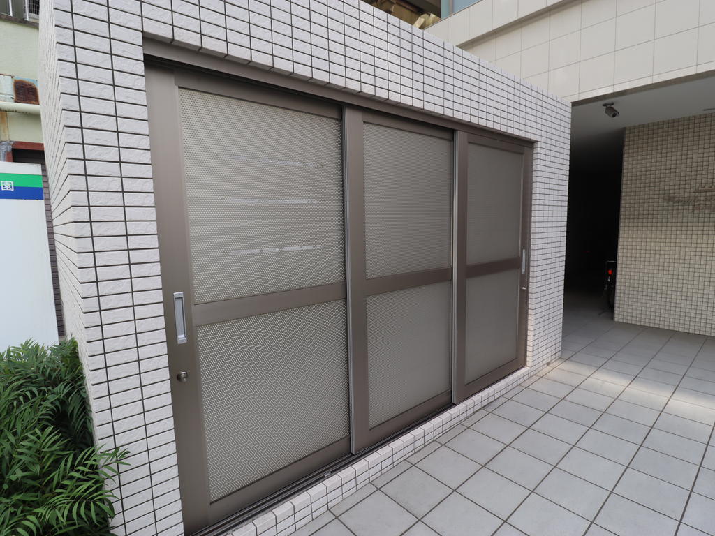その他　敷地内ゴミ置き場完備