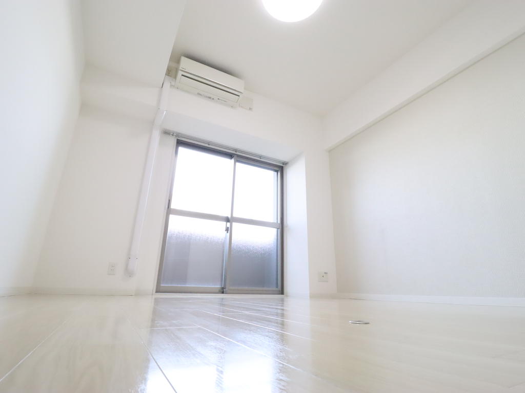 居室・リビング　明るくて使いやすいお部屋♪