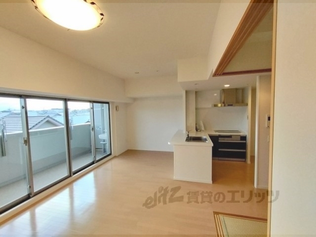 居室・リビング　リビング