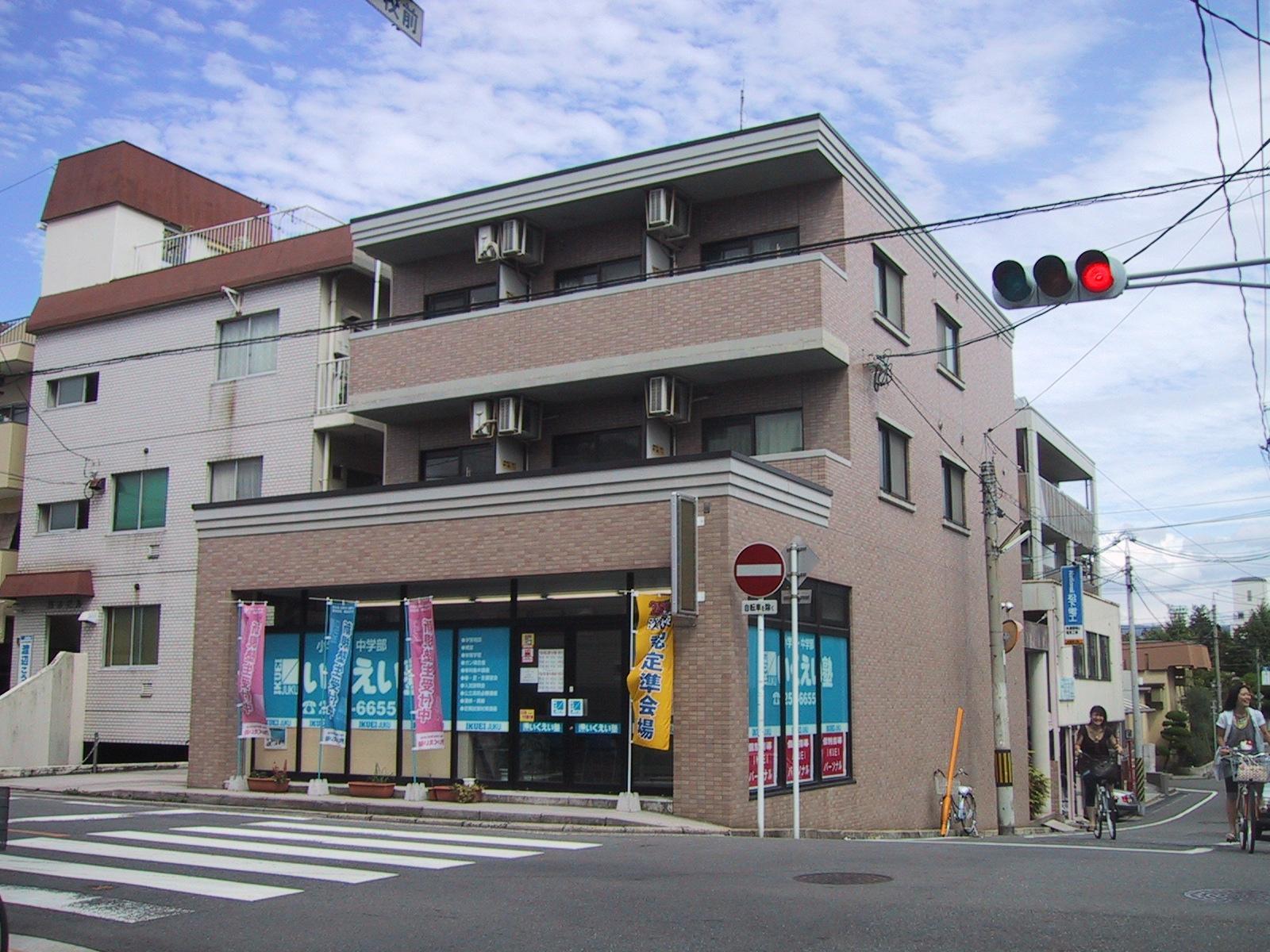 広島市南区宇品御幸のマンションの建物外観