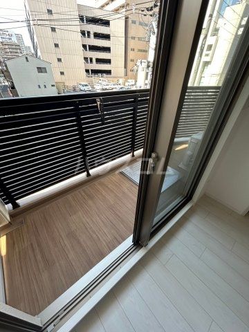 【大阪市福島区吉野のマンションのバルコニー】