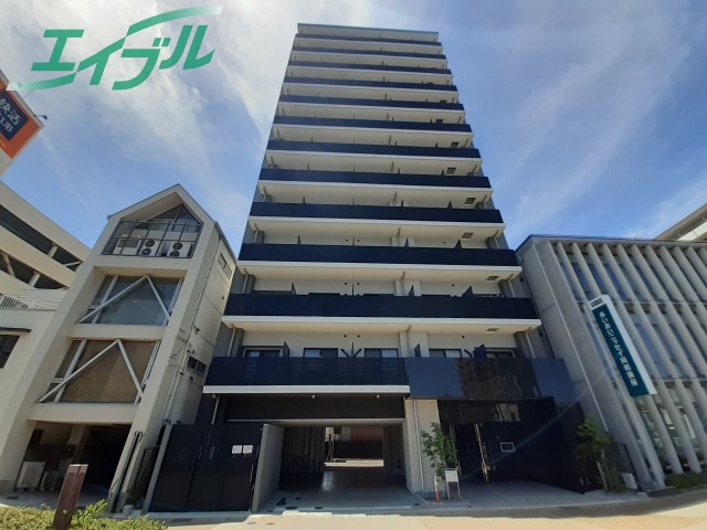 【S-RESIDENCE四日市元町の建物外観】