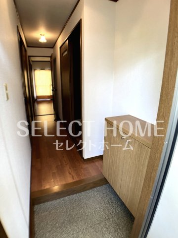 玄関　落ち着いた玄関です