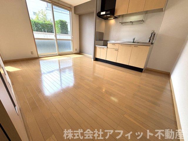 居室・リビング　DK9.7帖