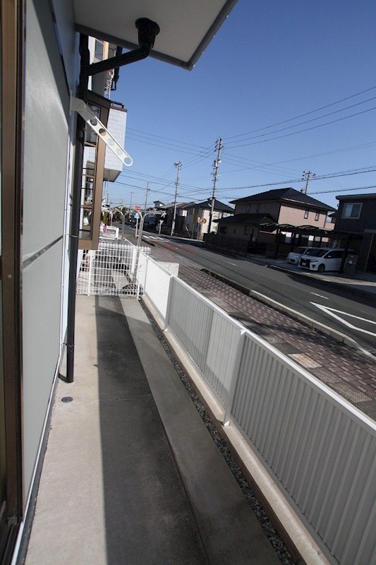 バルコニー　別部屋の写真になります。現状と異なります