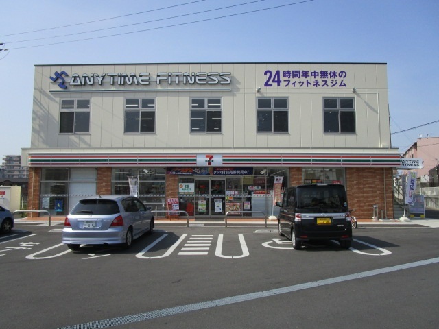 コンビニ　セブンイレブン熊取西店（コンビニ）まで317m
