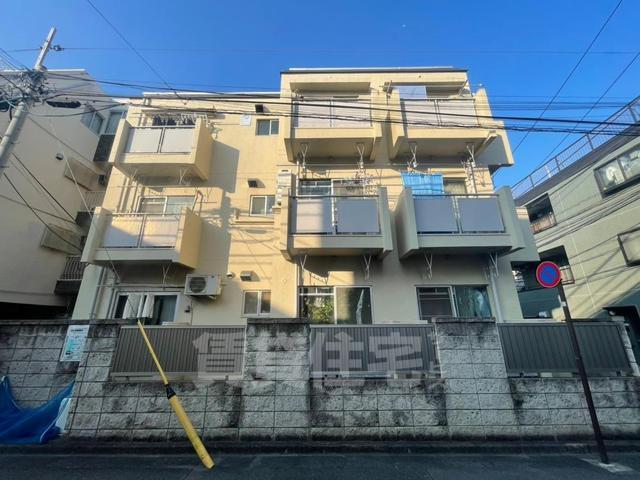 清水マンションの建物外観