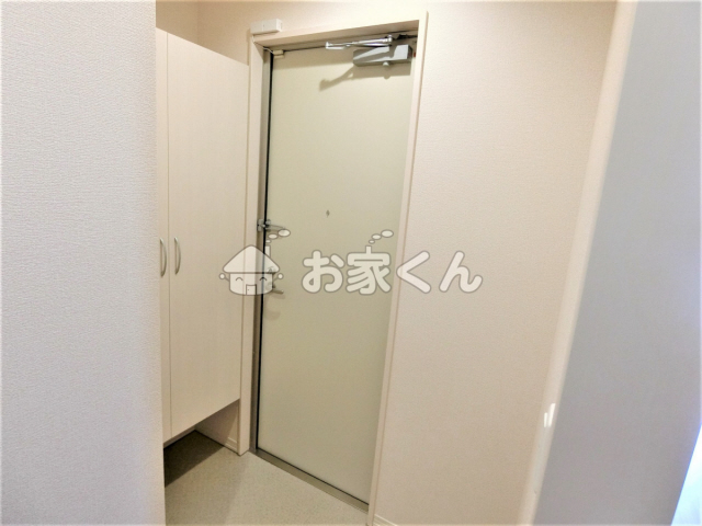 玄関　シューズボックス付き玄関