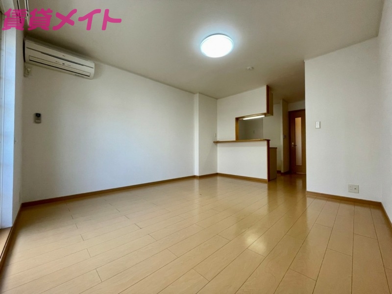 居室・リビング　同タイプのお部屋の参考写真です。