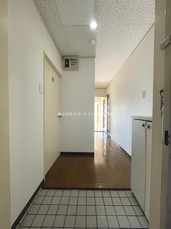 玄関　玄関です。シューズボックスあります