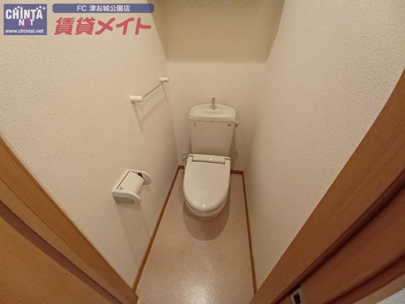 トイレ　同型タイプ