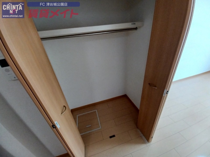 収納　同型タイプ