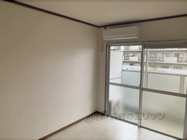 居室・リビング　洋室