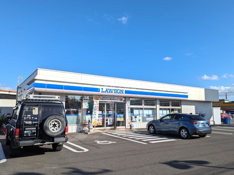 コンビニ　ローソン帯広西5条南三十一店（コンビニ）まで450m