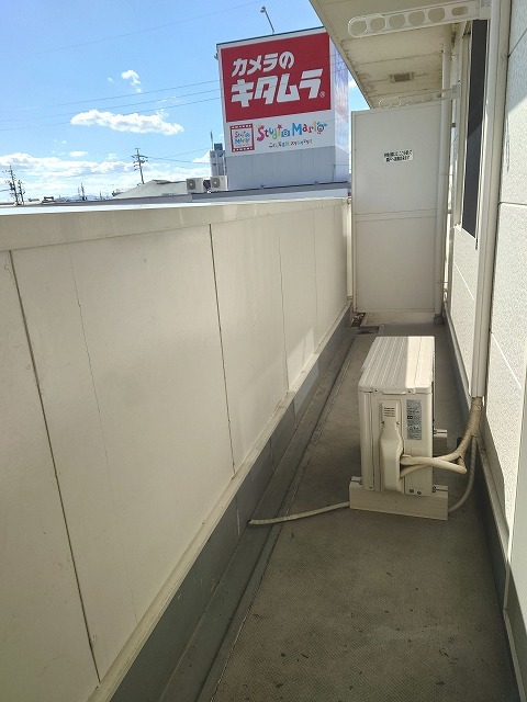 バルコニー　南東向きで日当たり良好☆